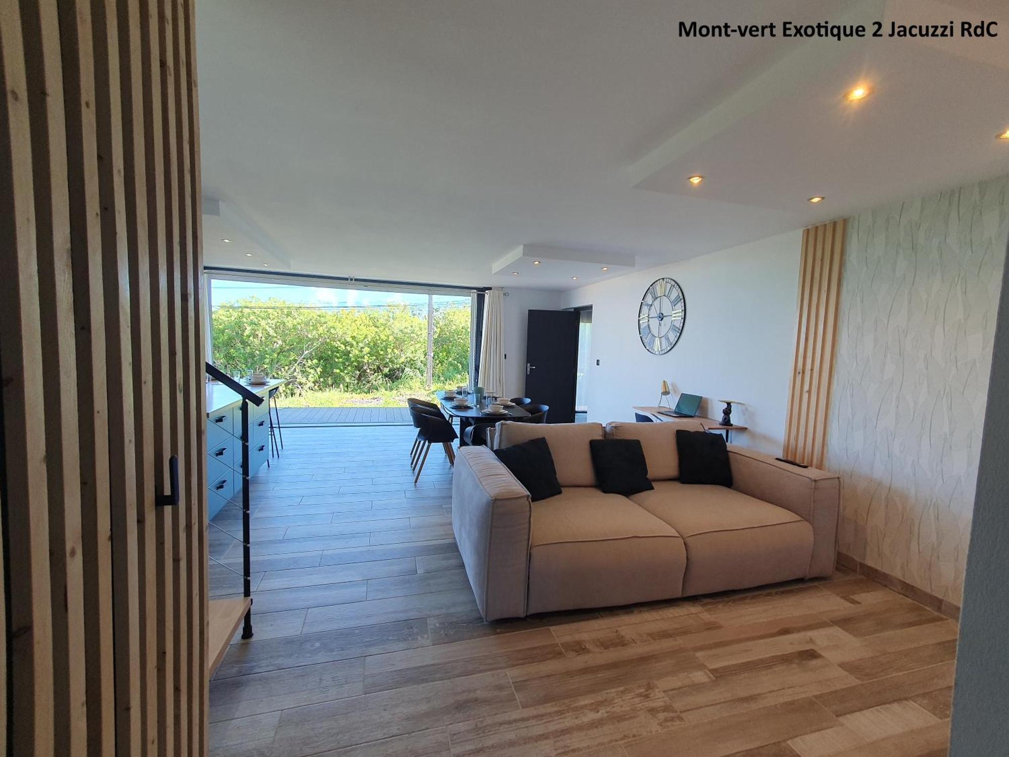 Mont-Vert Exotique - Calme - Vue Et Parking Сен-Пиер Екстериор снимка